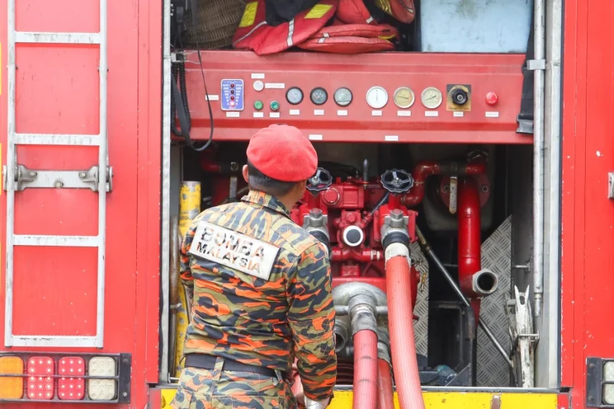 Cape Town firefighters handle 30,302 incidents on International Firefighters Day 2026