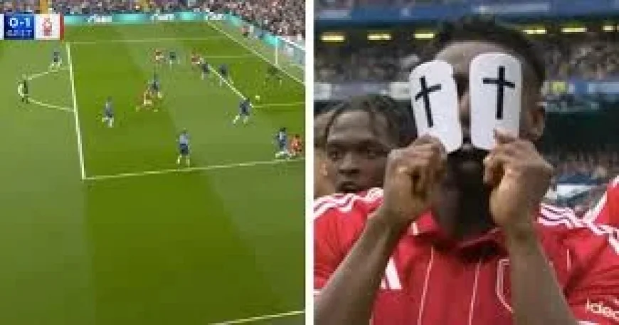 Malo Gusto Shirt Pull Leads to Awoniyi VAR Penalty