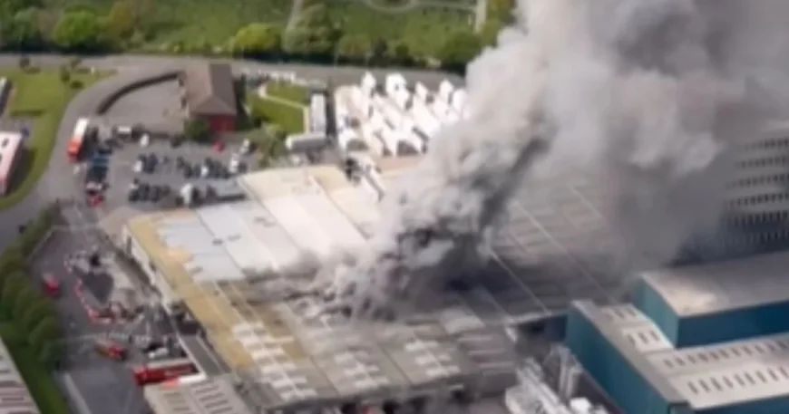 Warburtons Fire Draws 12 Engines to Burnley Factory