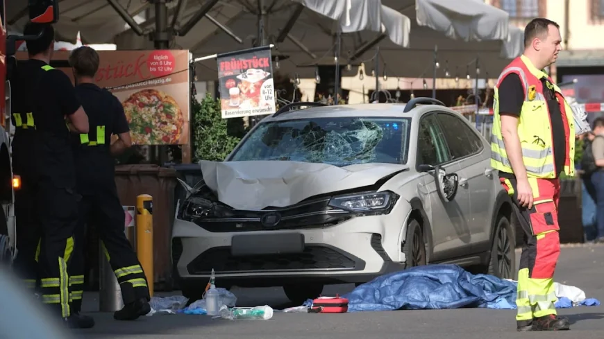 Police Report Two Killed in Leipzig Crowd Crash