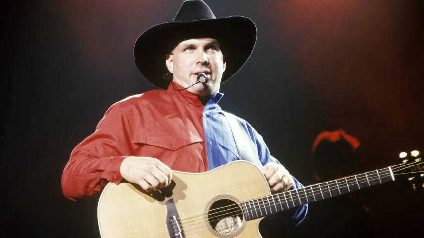 Garth Brooks Lands First No. 1 With a Song Nobody Wanted to Write