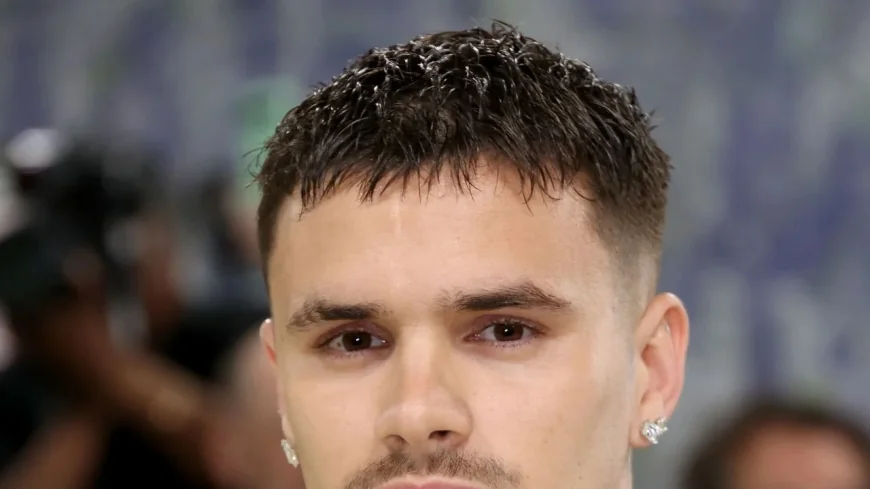 Romeo Beckham Met Gala 2026 Debut Lands in Custom Burberry