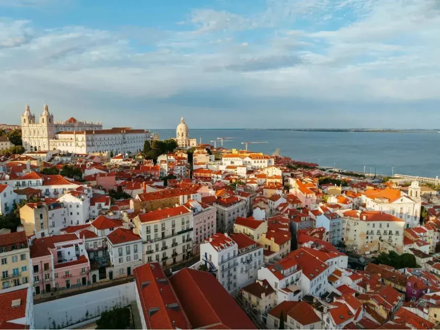 Portugal Tightens Nationality Rules, Raises Residency to 10 Years