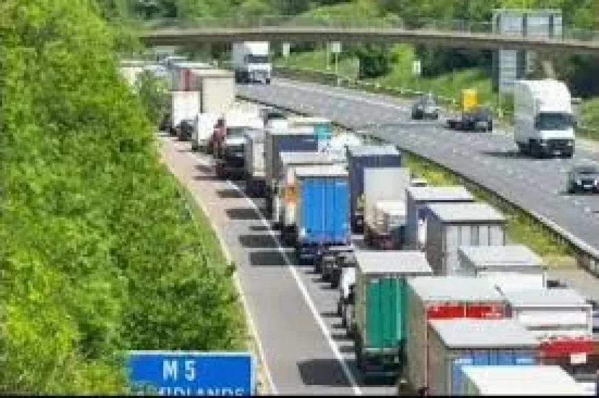 Gloucestershire Live: M5 northbound closed between junction 11 and nine after crash