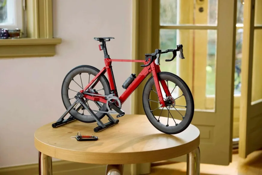 Lego Icons Road Bike 11380 opens pre-orders for 1,015-piece set