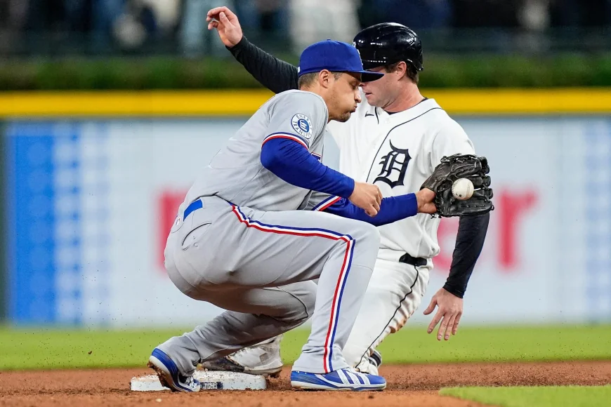 Corey Seager and Rangers go 3-for-20 with runners in scoring position