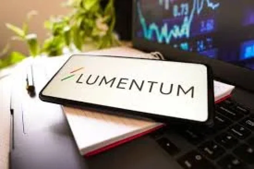 Lumentum Raises Fair Value to US$904.89 on Analyst Upgrades