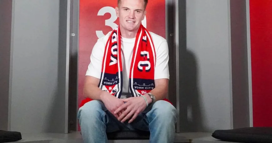 Mark Shelton joins York City after Barnet deal ends July 1