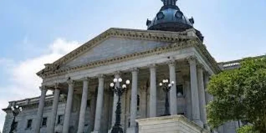 South Carolina House advances $1,500 monthly pay boost provision