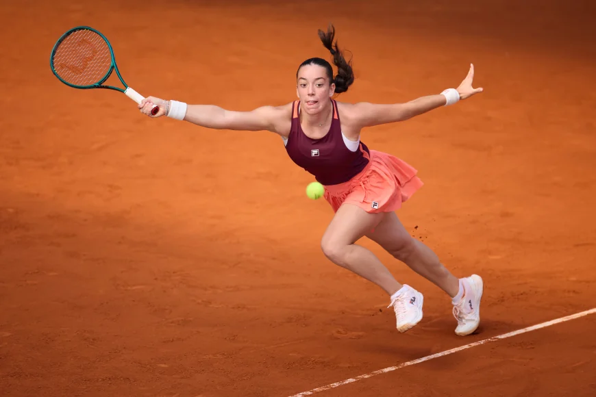 Tereza Valentová Beats Putintseva 6-3, 6-2 in Rome Debut