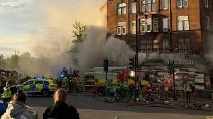 Scottish Fire and Rescue Service Sends 22 Appliances to Rutherglen Fire