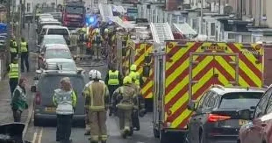 Fire crews evacuate 50 to 70 homes after Cambridge Street Scarborough explosion