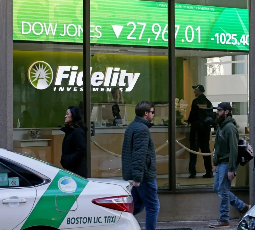 Fidelity Investments cuts 1,000 jobs while hiring 5,300