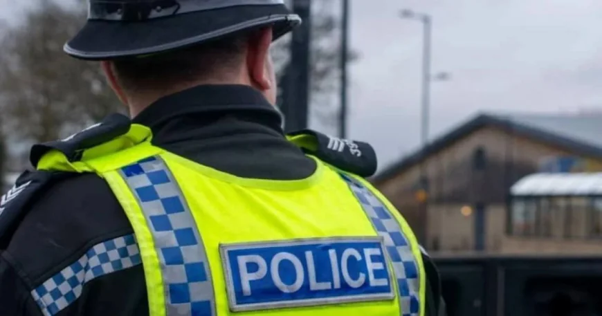 M61 Traffic stopped between Horwich and Chorley after police incident