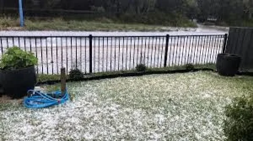 Angus Hines Says Victoria Weather Brought Snow to 400m