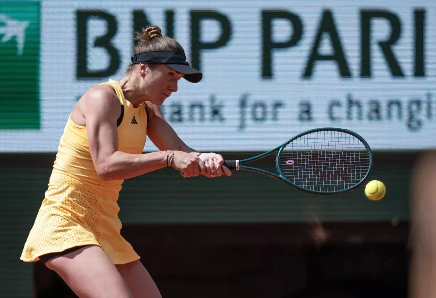 Emma Navarro Faces Cocciaretto After 4-9 Start in Rome