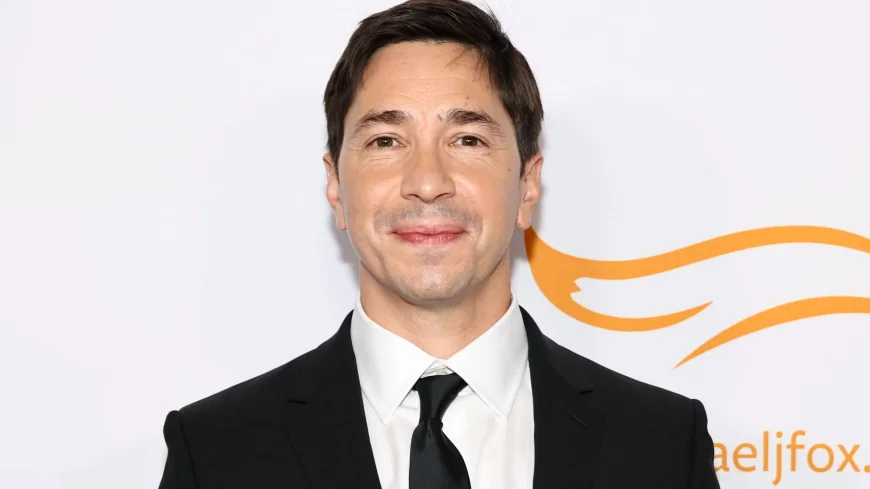 Justin Long Reveals Kate Mara Joined 2011 Bowling Team