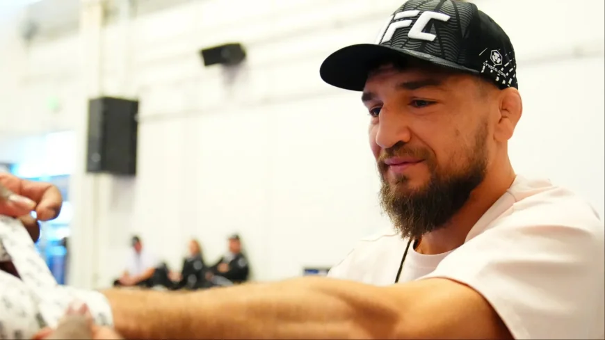 Yaroslav Amosov Set for UFC 328 Test Against Joel Alvarez