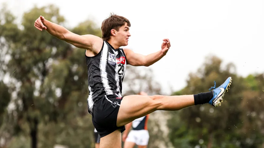 Charlie West Kicks Four in Geelong Vs Collingwood Loss