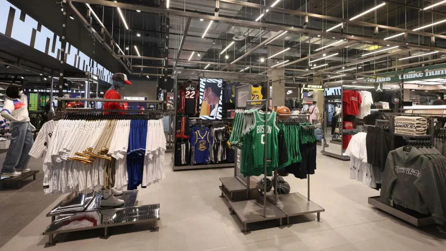 Jd Sports closes 24 UK stores as profit outlook rises