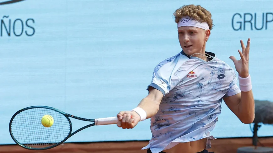 Andrea Pellegrino Beats Landaluce in 2 Hours, 11 Minutes