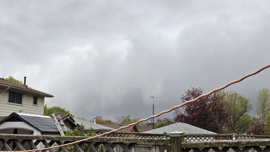 Tornado Warning In Ontario Triggers Urgent Shelter Alert For Sarnia-Lambton