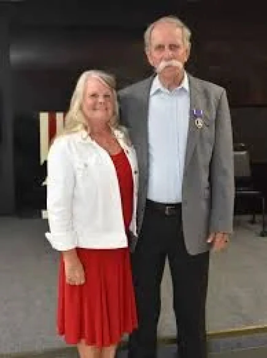 Aderholt Presents Purple Heart to Leigeber After 58 Years