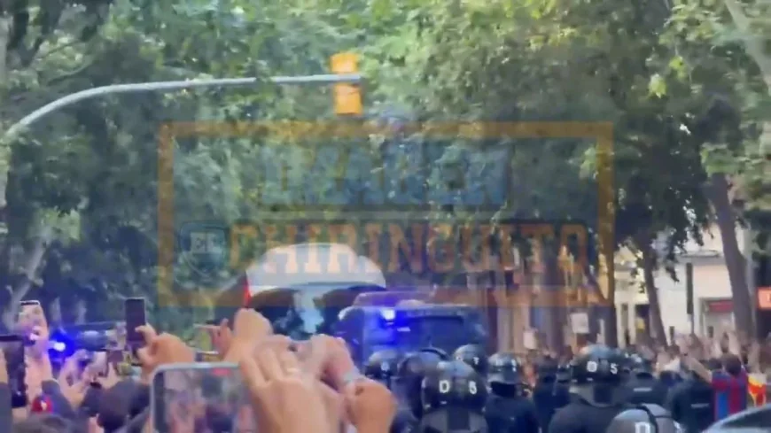 Barça Fans Damage Two Buses Before Barca Madrid Clásico