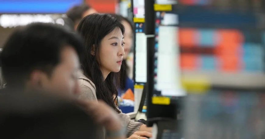 Stocks Rise 0.8% as Jobs Report Lifts Stock Market