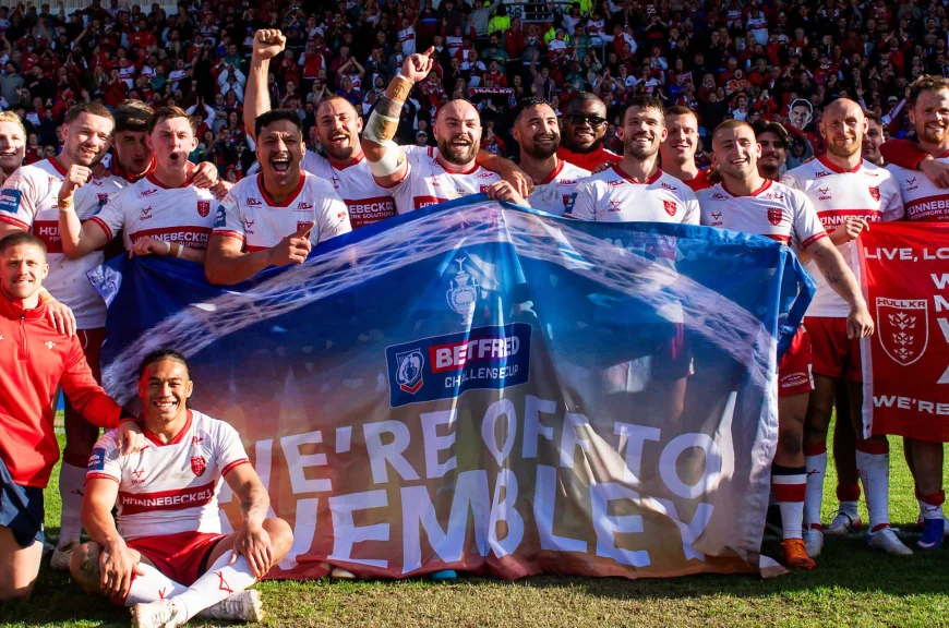 Hull Kingston Rovers beat Warrington 32-12 to reach Wembley final