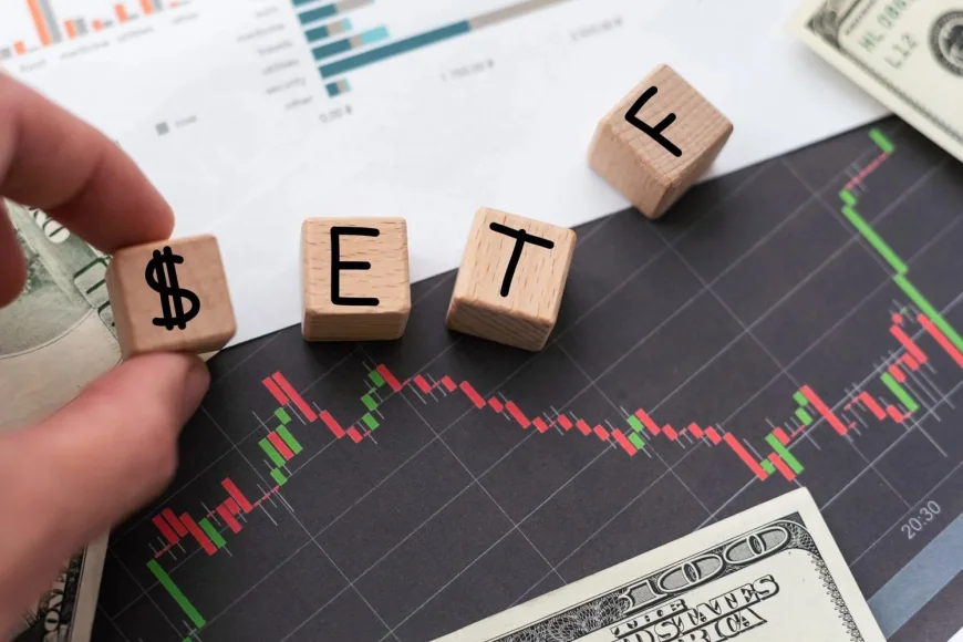 Vti Stock Faces ITOT's 0.03% Fee and Tax Tradeoff