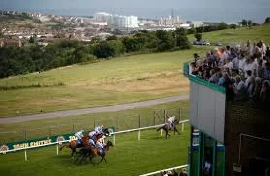 Brighton Racecourse Moves 19 May and 26 May Fixtures to Lingfield and Bath