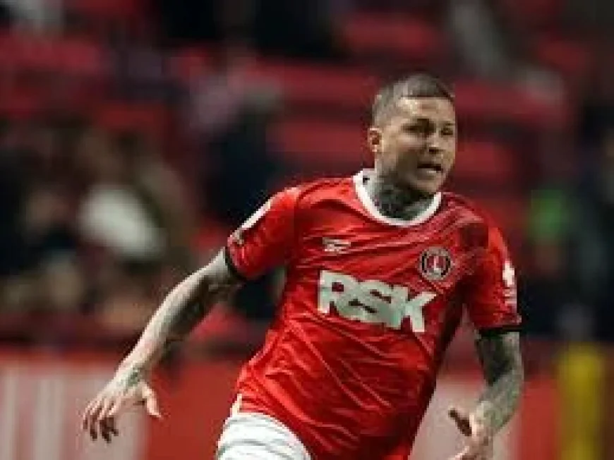 Lyndon Dykes Opens Talks on New Deal at Birmingham City F.c.