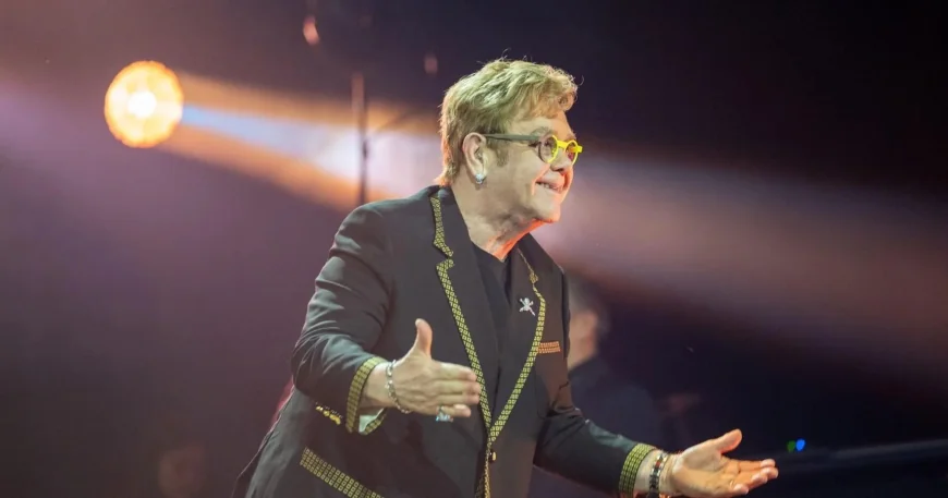 Elton John Canadian Accepts 15th Glenn Gould Prize in Toronto