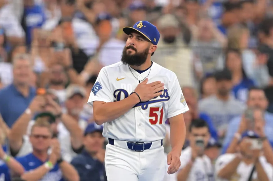 Alex Vesia Credits Clayton Kershaw with Guiding Six Dodgers Seasons