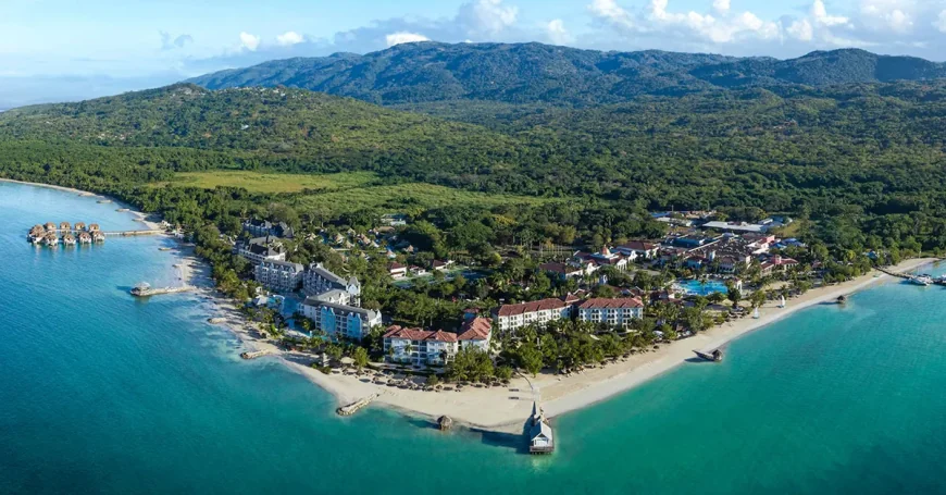 Sandals Invests $200 Million, Reopens Royal Caribbean Nov. 18