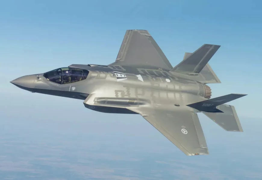 United States Air Force F-35 Sends 7700 Near Strait of Hormuz