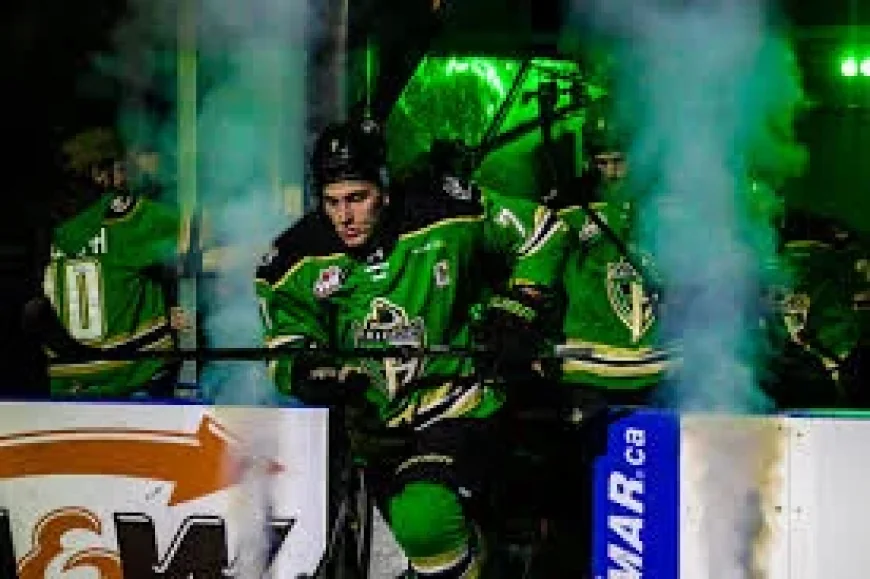 Prince Albert Raiders Open WHL Final With 4-2 Win Over Everett