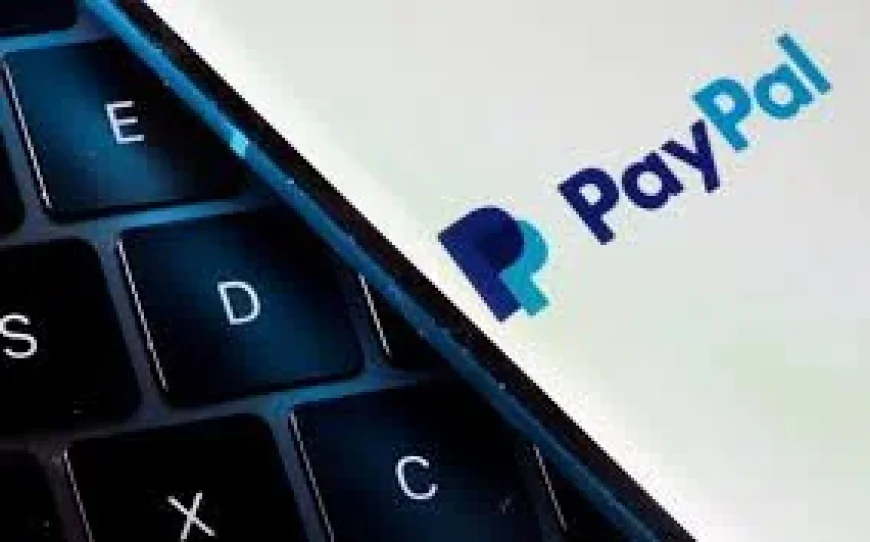 Truist Cuts Paypal Target to $44 on Cross-Border Weakness