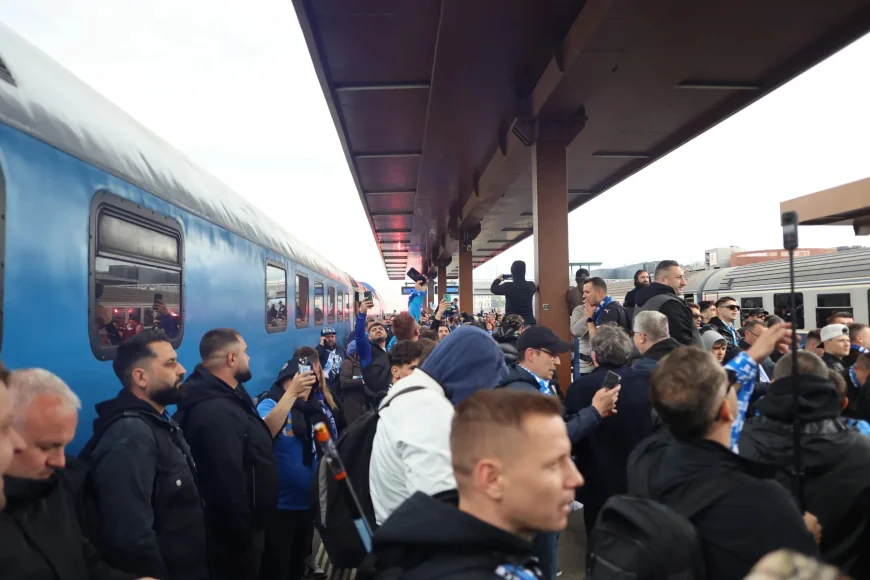 Virgil Popescu Travels by Train as „u” Cluj - Universitatea Craiova Awaits Final