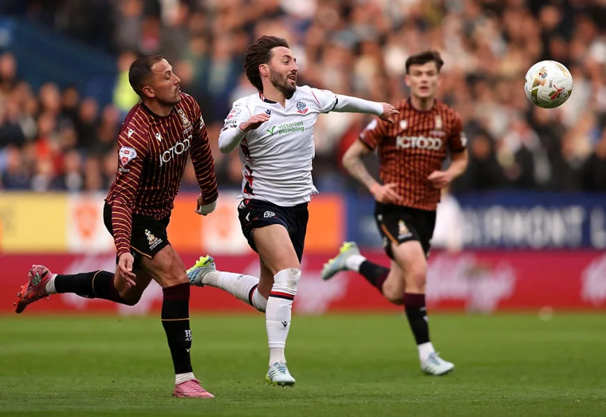 Osborn Stuns Stevenage in 94th Minute for Stockport Vs Stevenage 1-0