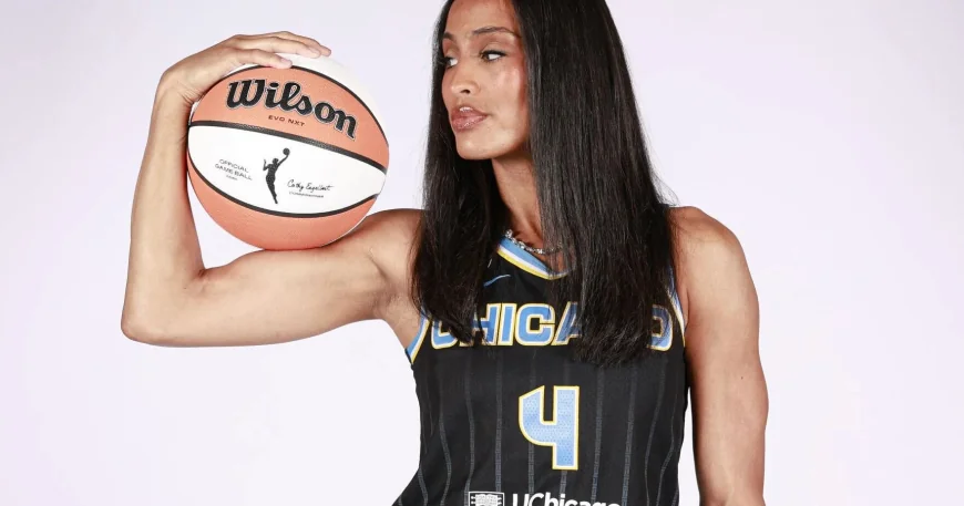 Skylar Diggins, Cassidy Hubbarth Launch Podcast for Working Moms