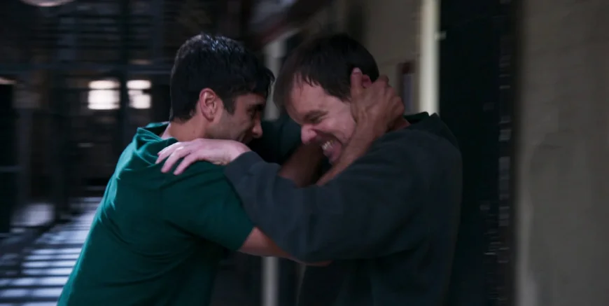 Casey Finds Clue to Free Tane on Home And Away