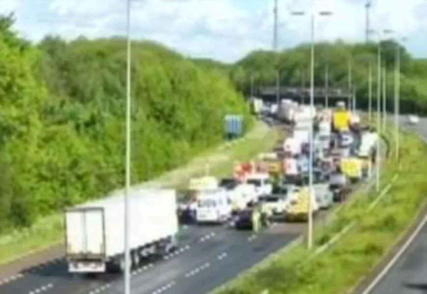 Kent Police lead M2 Traffic closure between junction 3 and 4