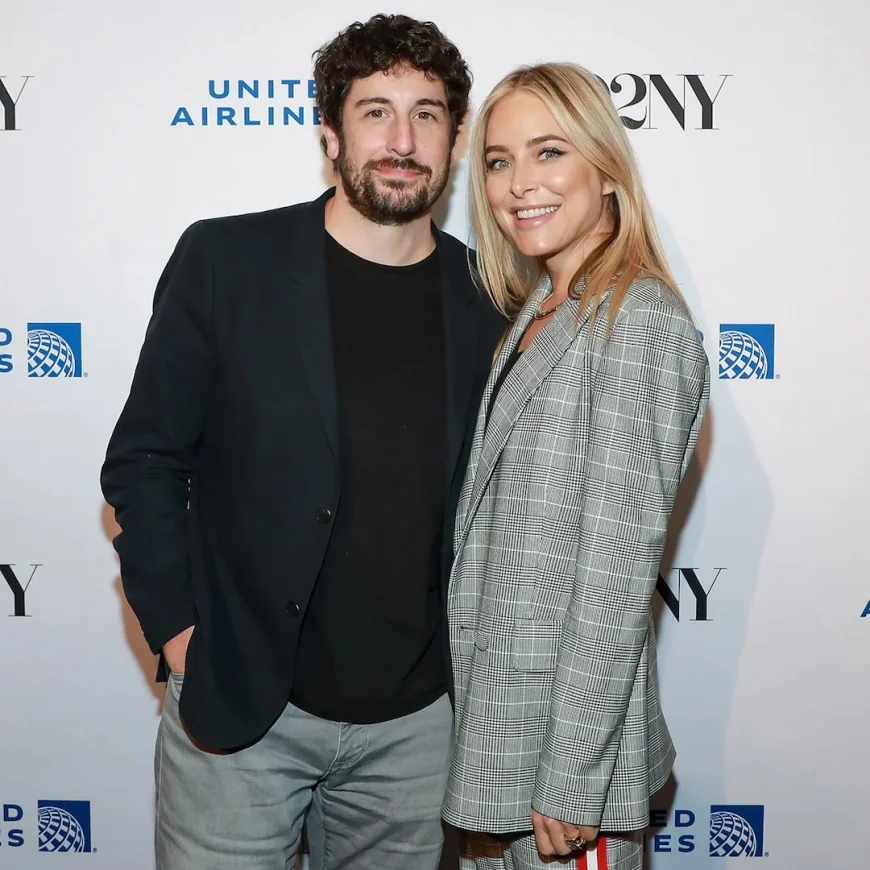 Jason Biggs Splits After 18 Years With Jenny Mollen