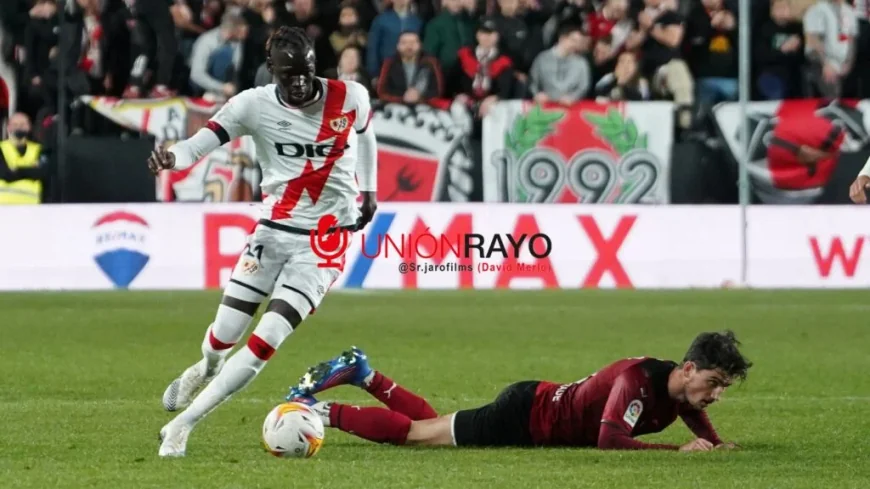 Pathe Ciss Lifts Valencia Vs Rayo Vallecano Into Mestalla Run