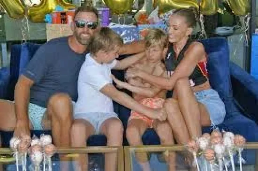 Paulina Gretzky Marries Dustin Johnson in Tennessee After 10-Year Engagement