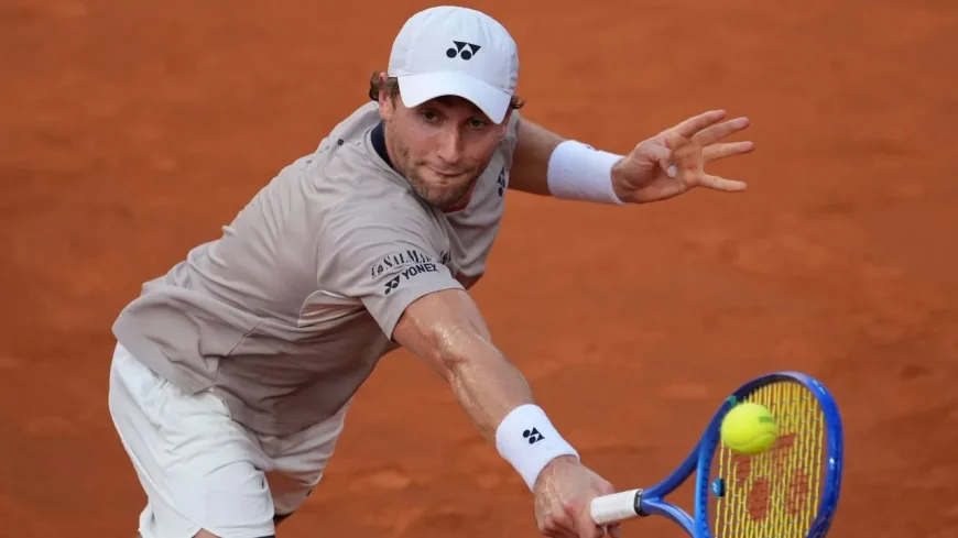 Ruud Beats Darderi 6-1, 6-1 to Reach Sinner Vs Medvedev Final