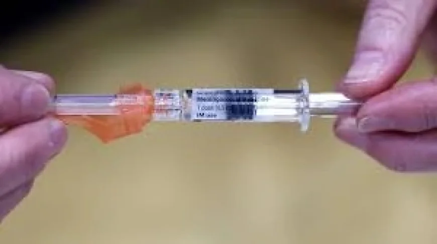 UK Health Security Agency names two Berkshire schools after death — Men B Vaccine