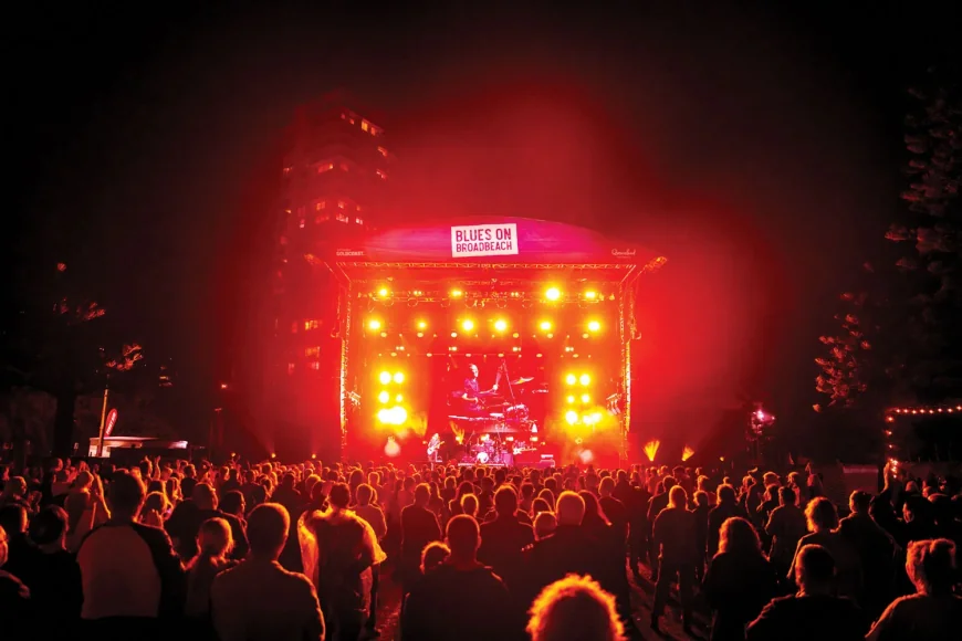 Glenn Tozer Marks 25 Years at Blues On Broadbeach